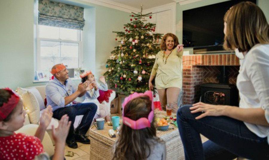 Christmas Parlour Games for Good Old Fashioned Fun